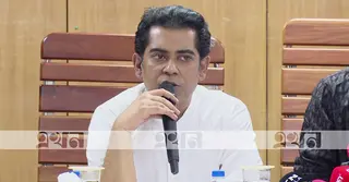 ‘শেখ হাসিনার আত্মীয়’ বলায় সাংবাদিককে যা বললেন তথ্যমন্ত্রী